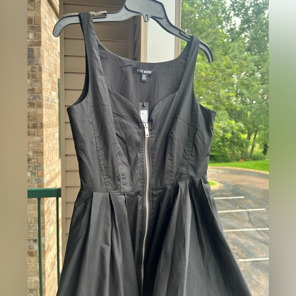 🆕 Steve Madden Black Bubble Mini Dress with Zipper Front – Size M - Picture 7 of 16
